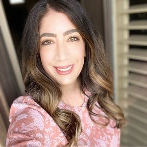 Meet your Posher, Renee